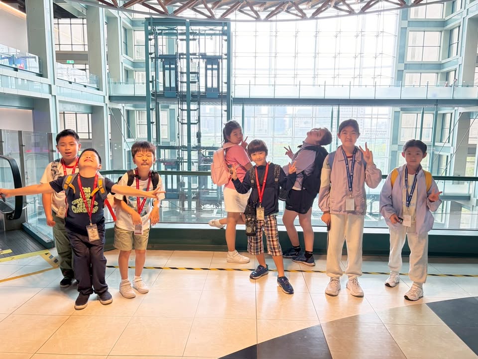 Hsinchu County American School - HCAS 新竹縣康乃薾美國學校