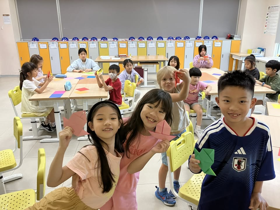 Hsinchu County American School - HCAS 新竹縣康乃薾美國學校